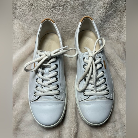 Ecco Shoes - ECCO Women's Soft Tie Fashion Sneaker size 7-7.5